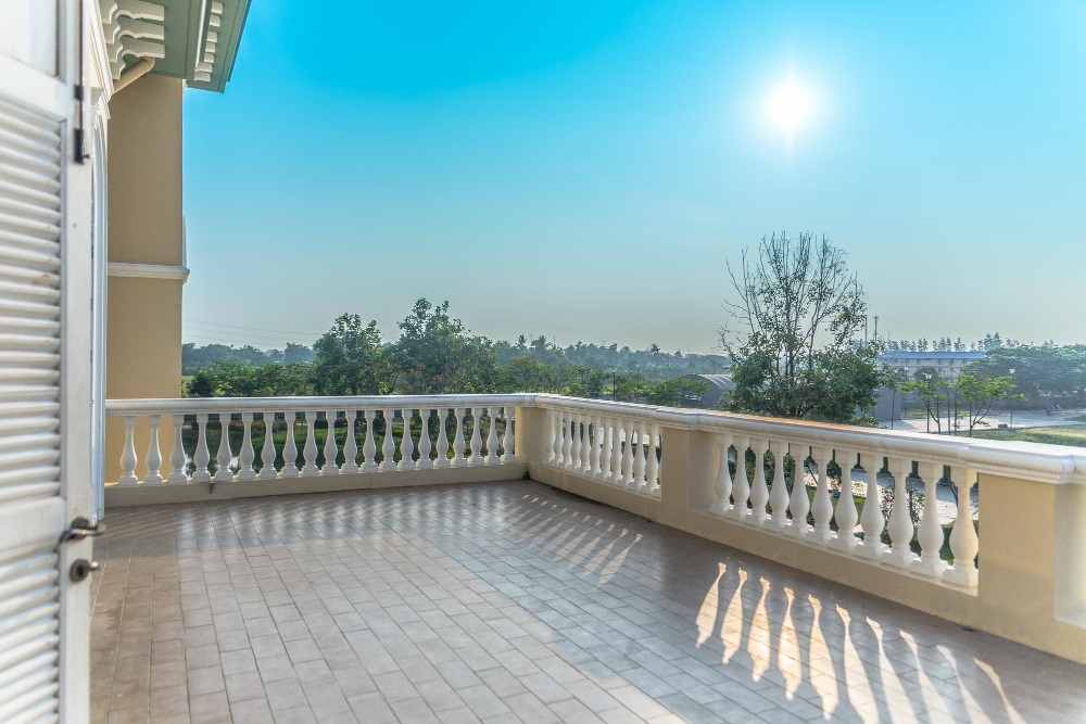 Flat Roof or Terrace Roof