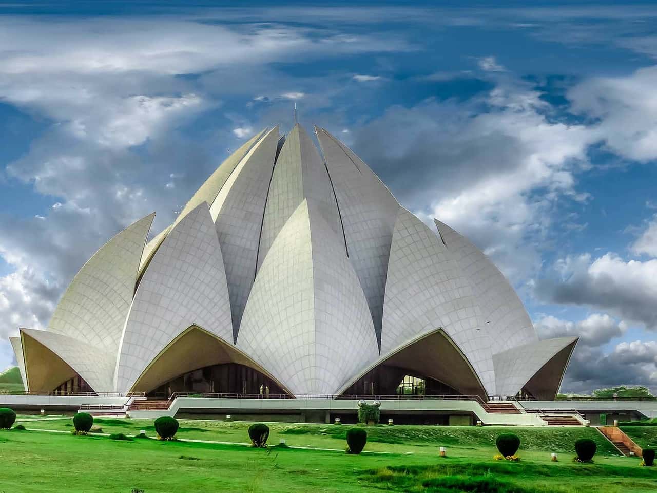 Lotus Temple Modern Architecture