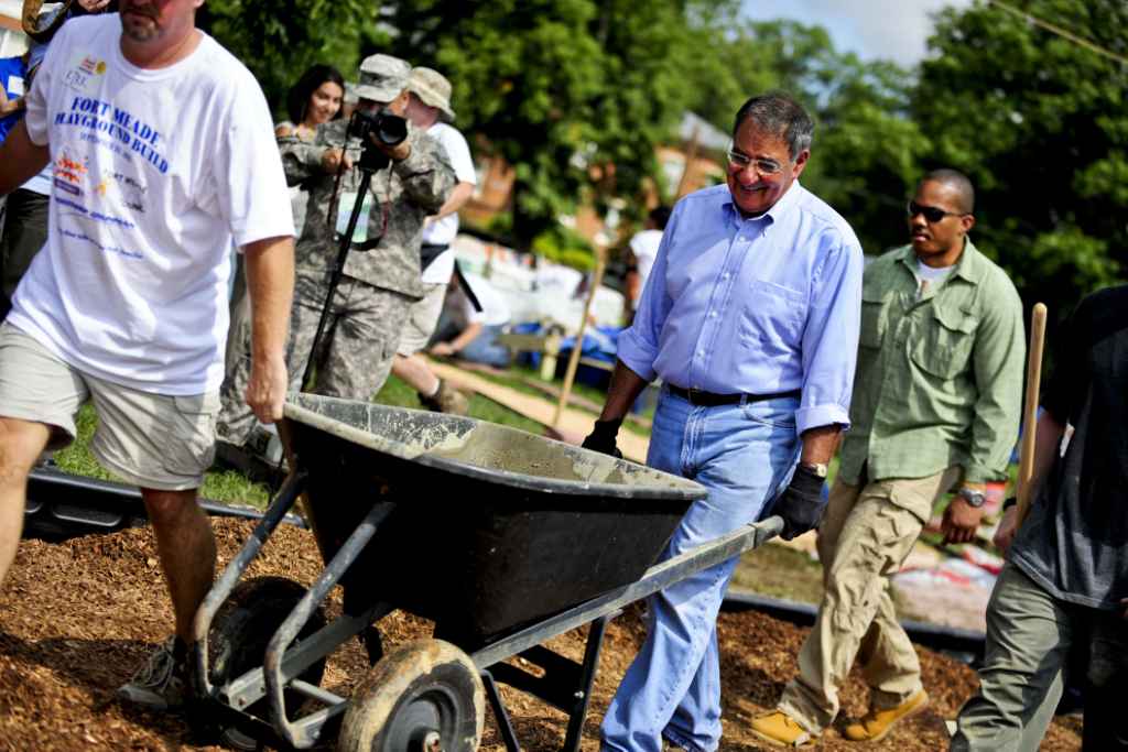 Wheelbarrow Image