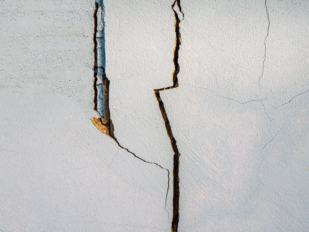 Occurrence of Cracks in Buildings