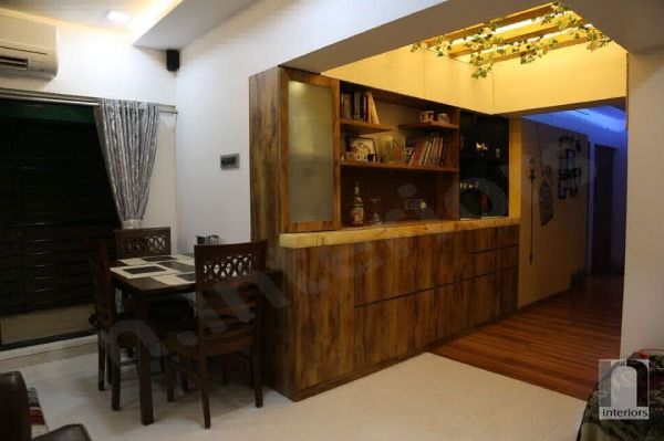 Dining Room – Table