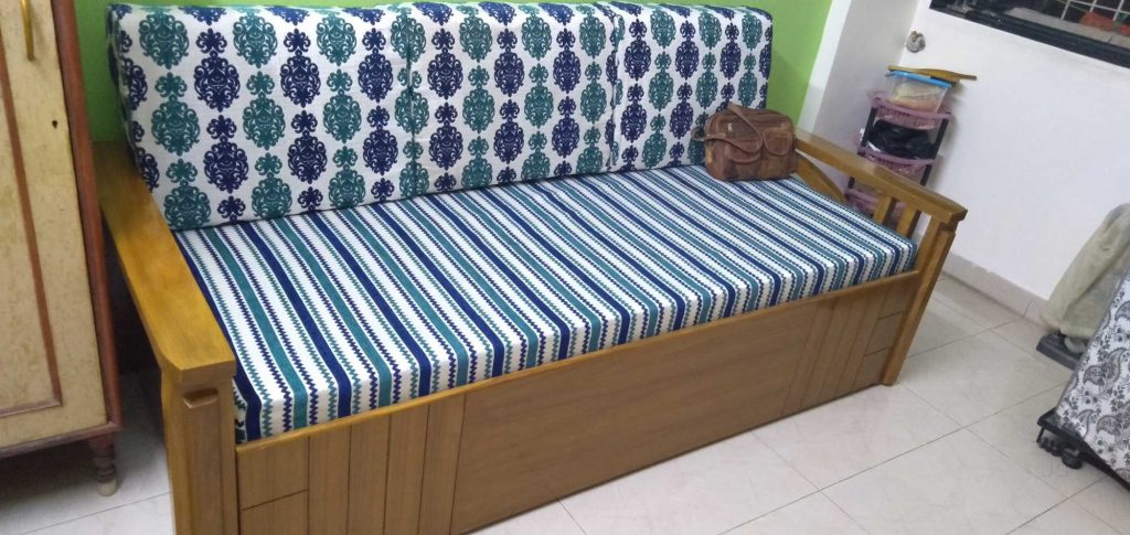 Sofa – Center Table