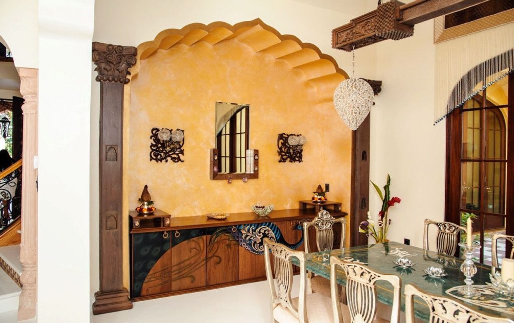 Dining Room – Table