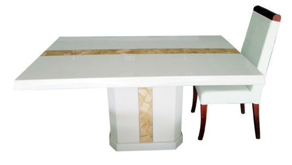 Dining Room – Table