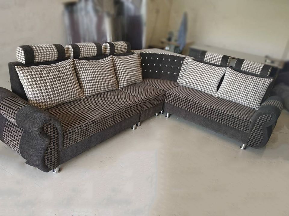 Sofa – Center Table