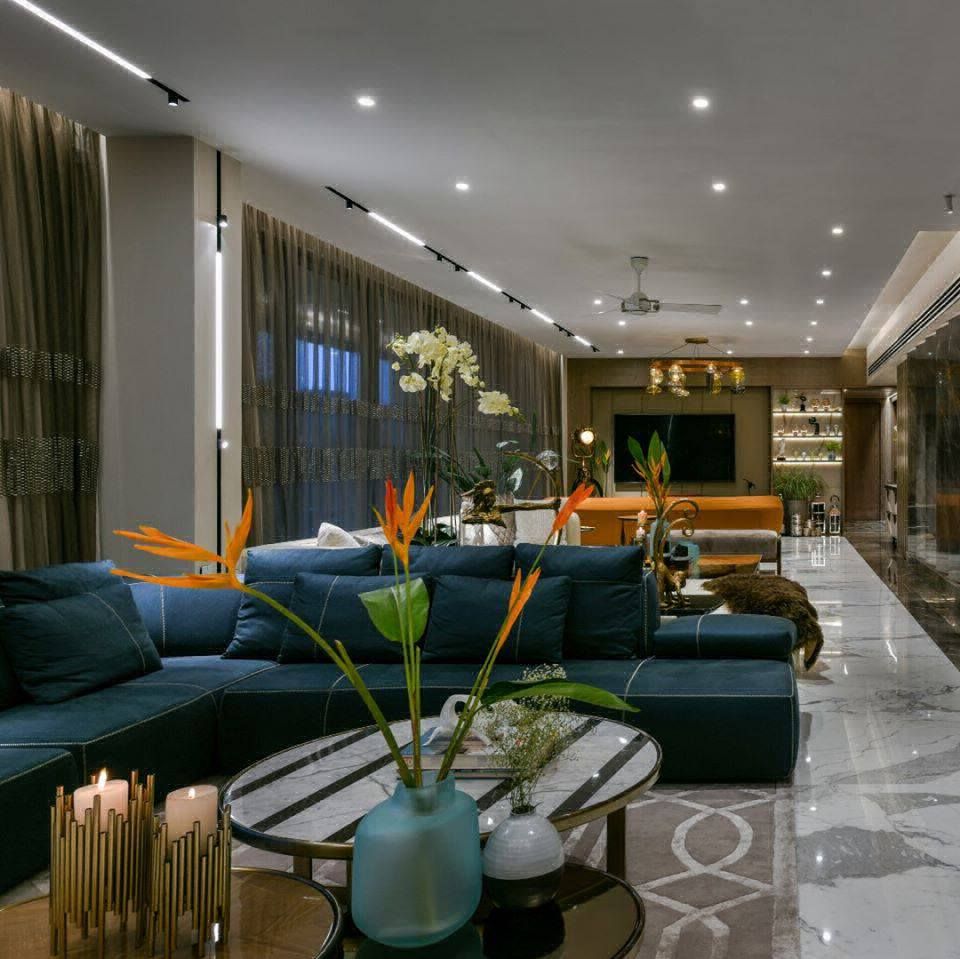 Sofa – Center Table