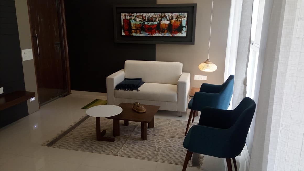 Sofa – Center Table