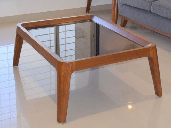 Sofa – Center Table
