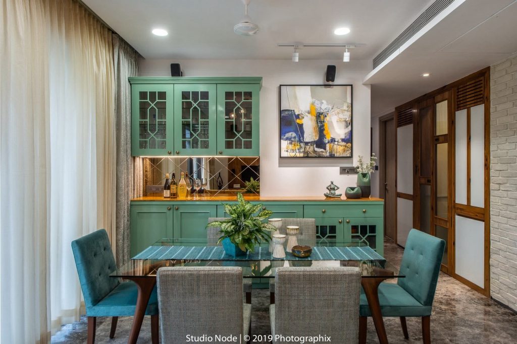 Dining Room – Table
