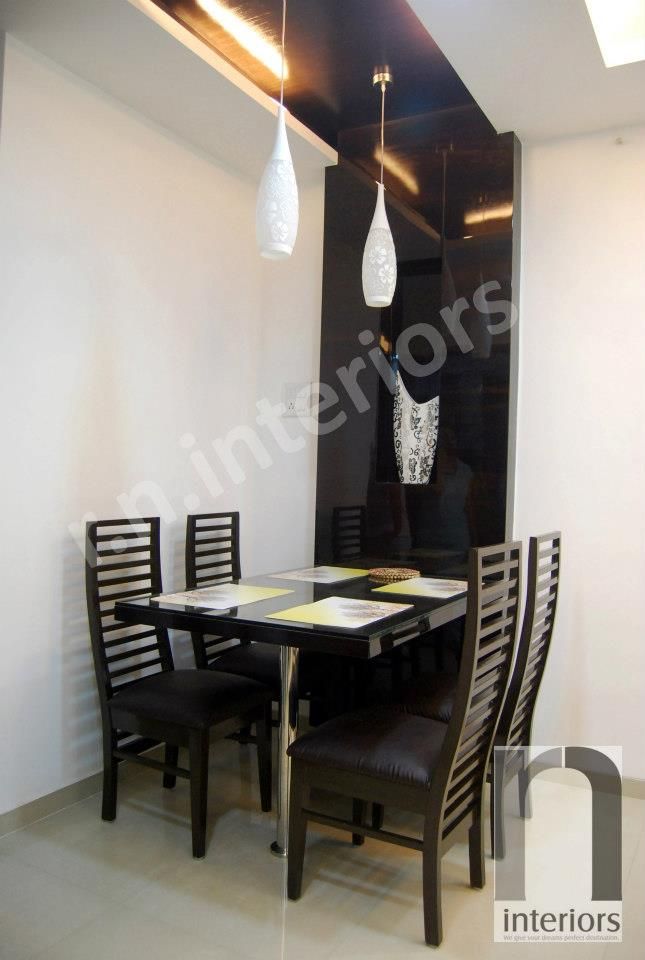 Dining Room – Table