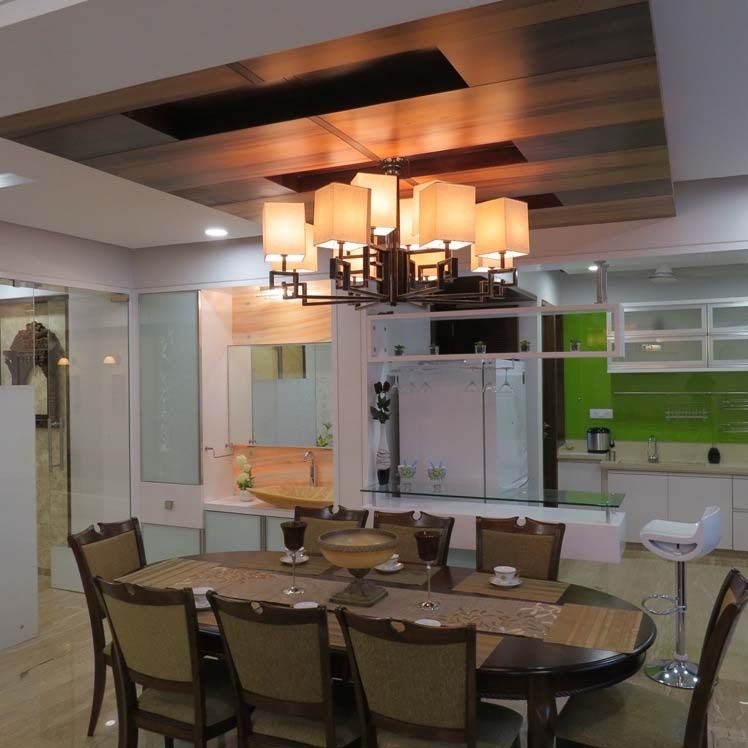 Dining Room – Table