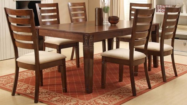 Dining Room – Table