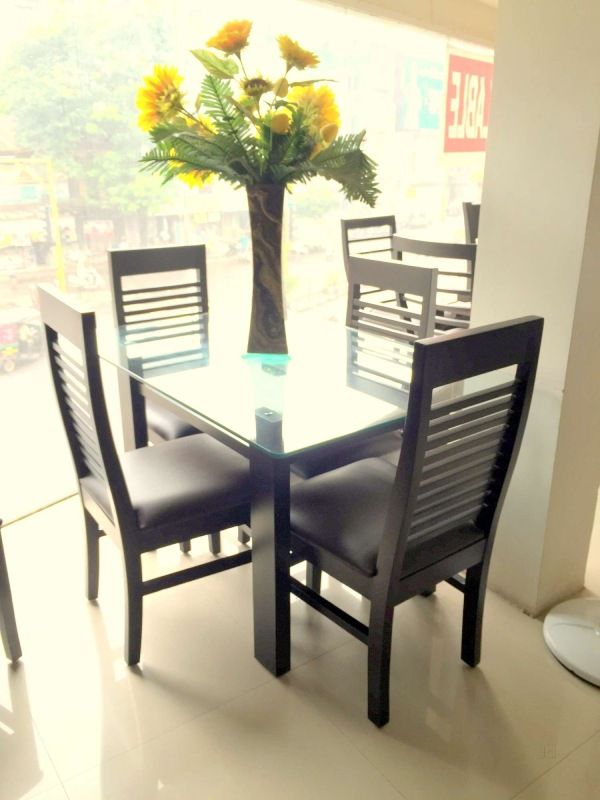 Dining Room – Table