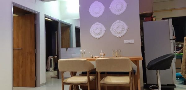 Dining Room – Table