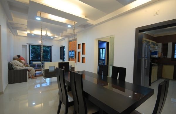 Dining Room – Table