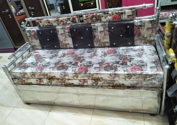 Sofa – Center Table