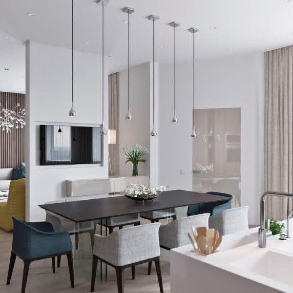 Dining Room – Table