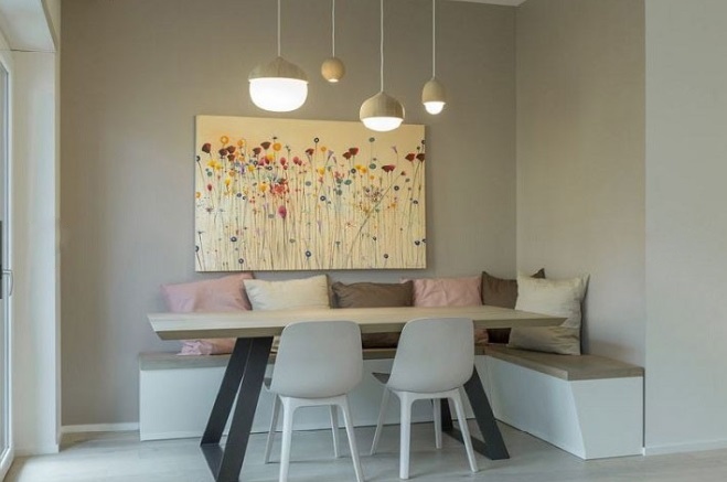 Dining Room – Table