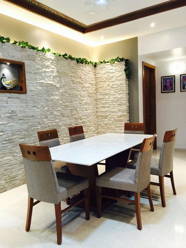 Dining Room – Table