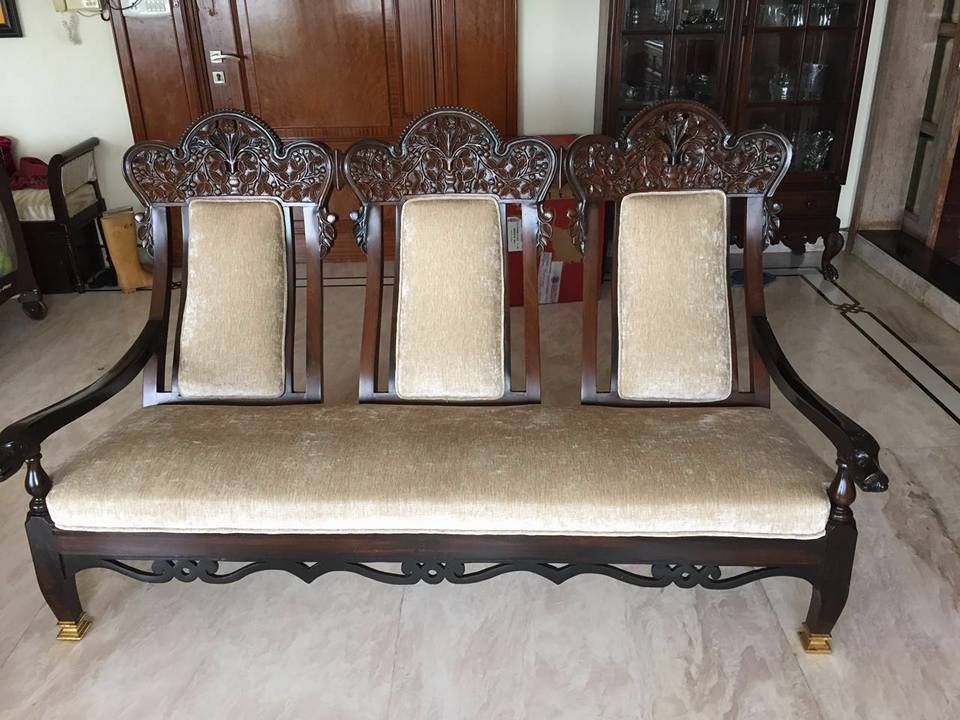 Sofa – Center Table