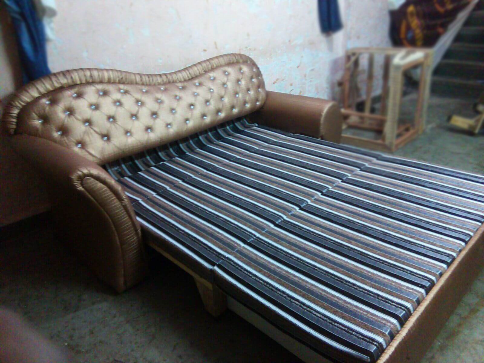 Sofa – Center Table