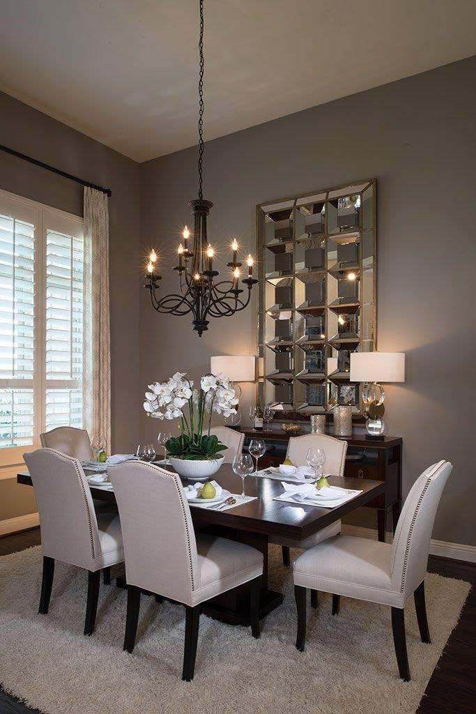 Dining Room – Table