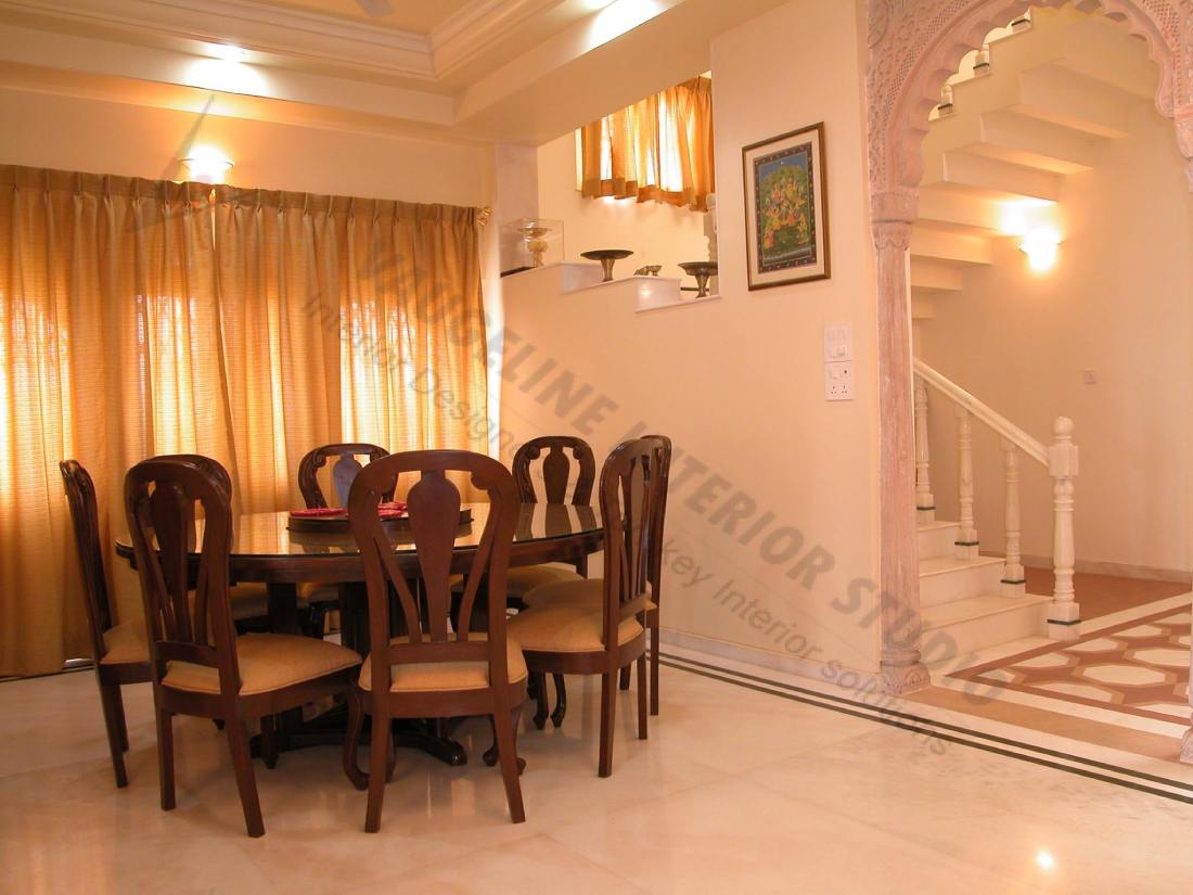 Dining Room – Table