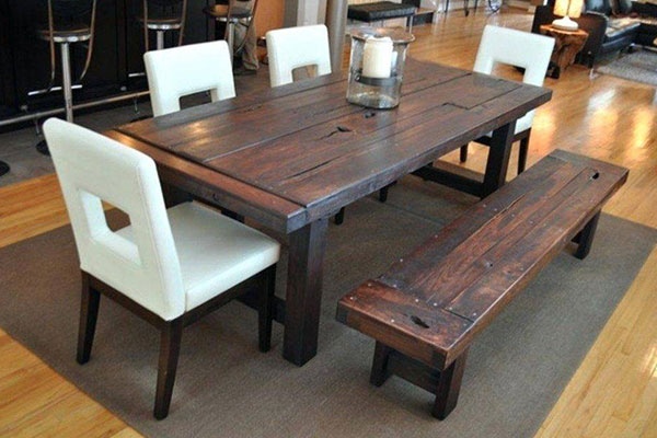 Dining Room – Table