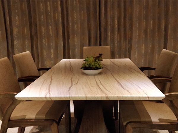 Dining Room – Table