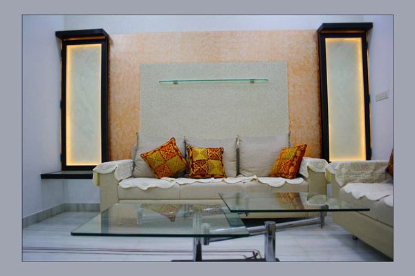 Sofa – Center Table