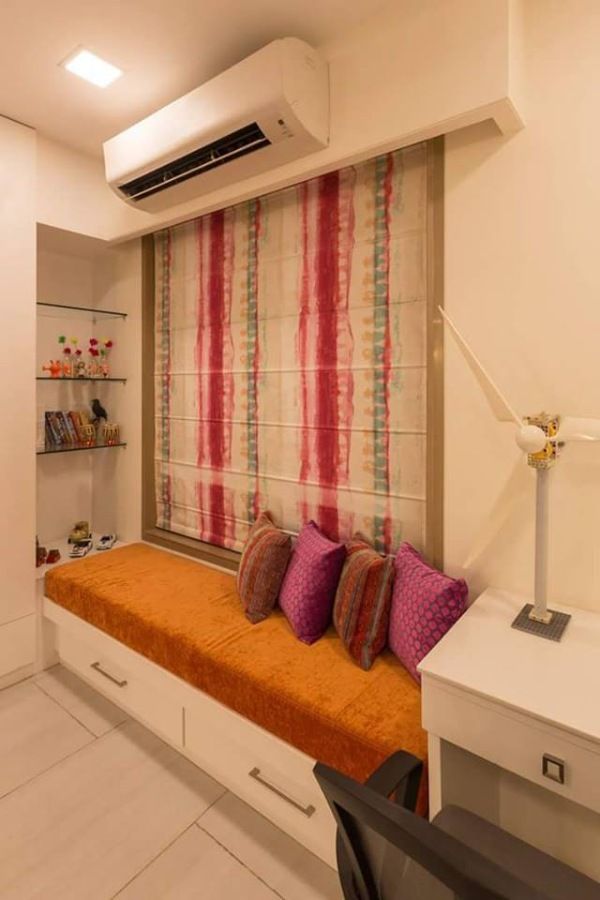 Sofa – Center Table