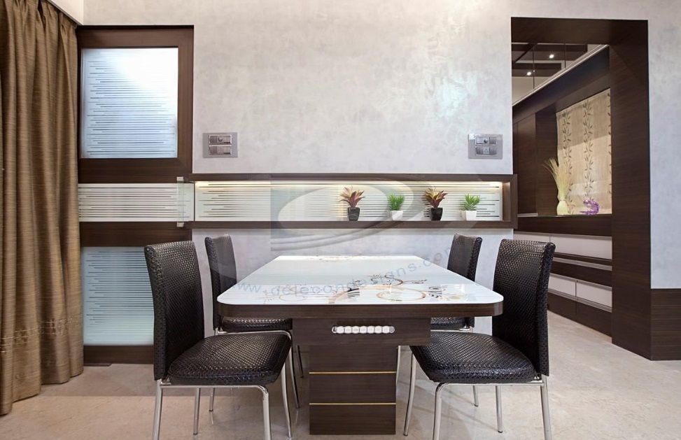 Dining Room – Table