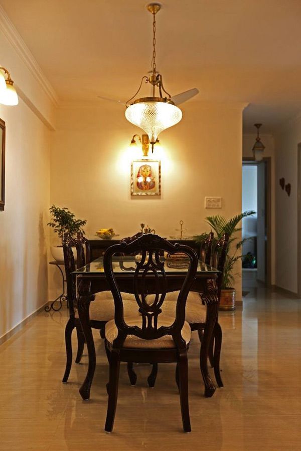 Dining Room – Table