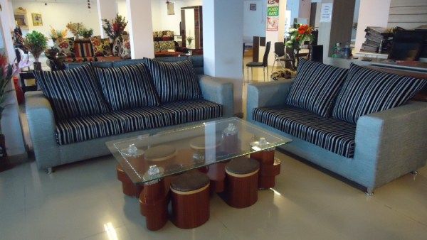 Sofa – Center Table