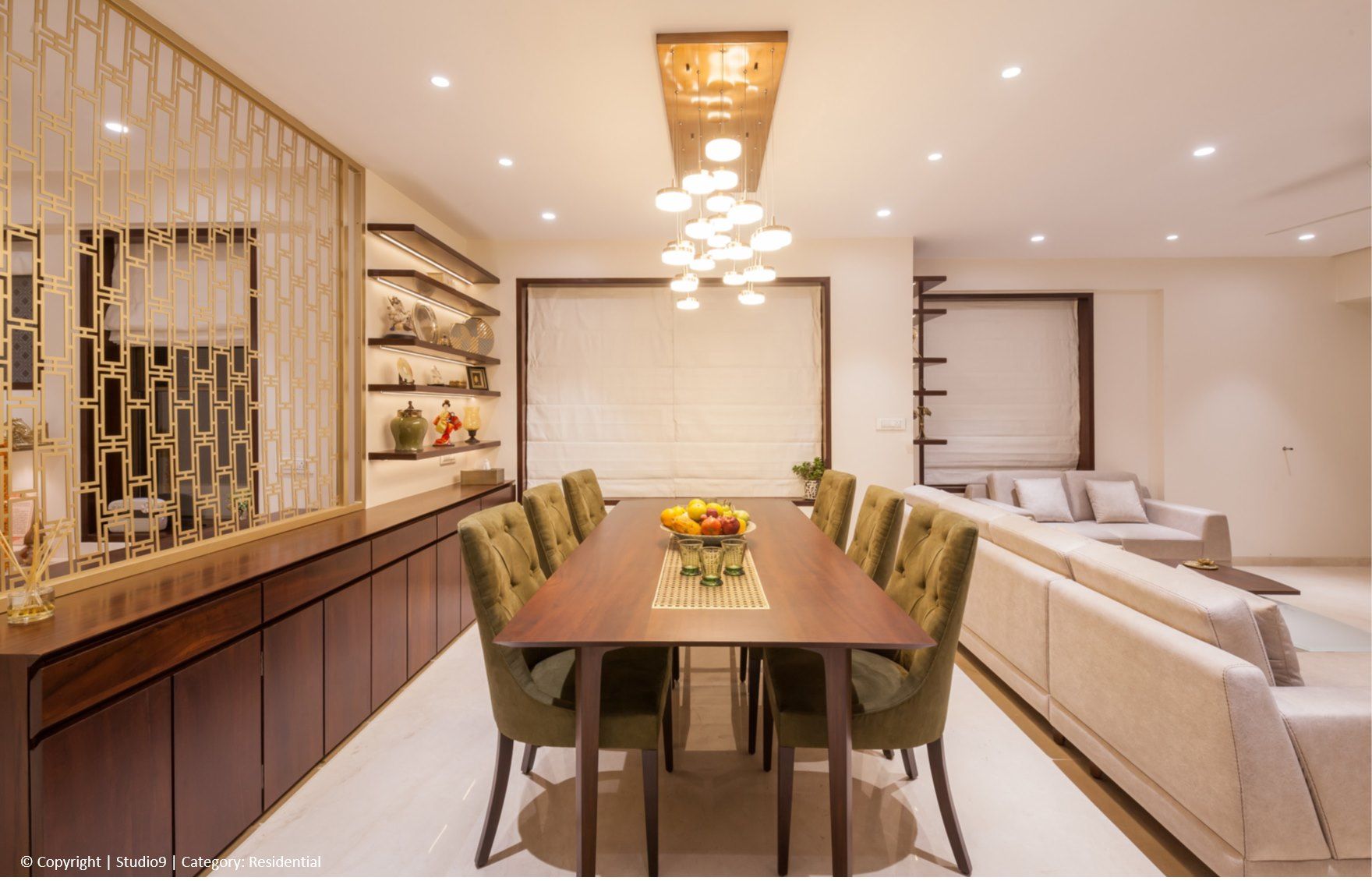 Dining Room – Table