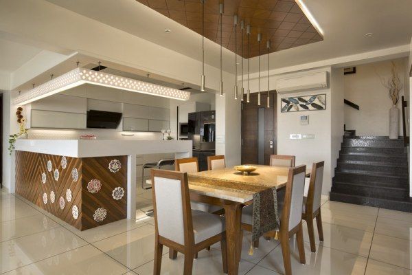 Dining Room – Table