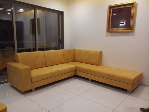 Sofa – Center Table