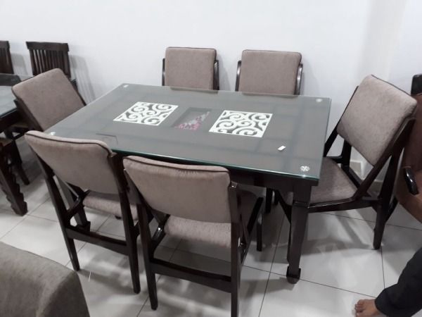 Dining Room – Table