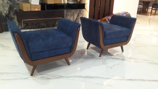 Sofa – Center Table