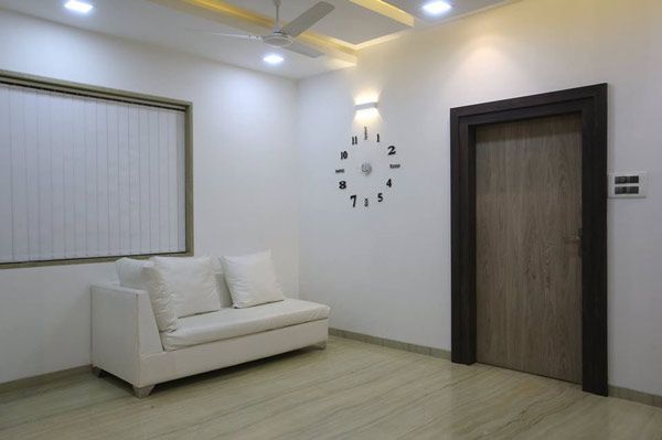 Sofa – Center Table