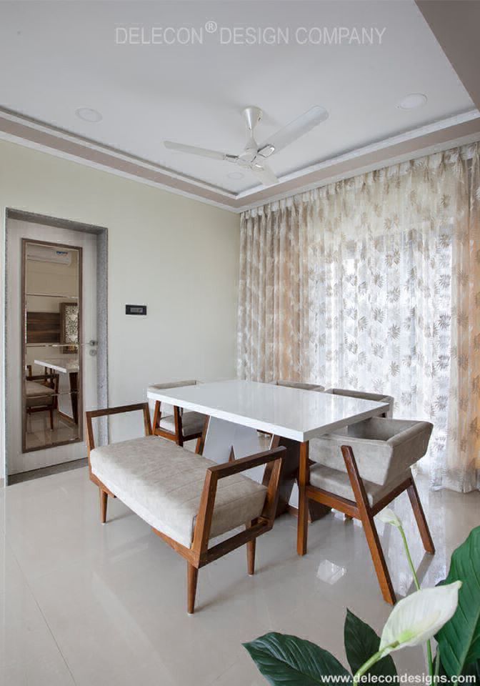 Dining Room – Table