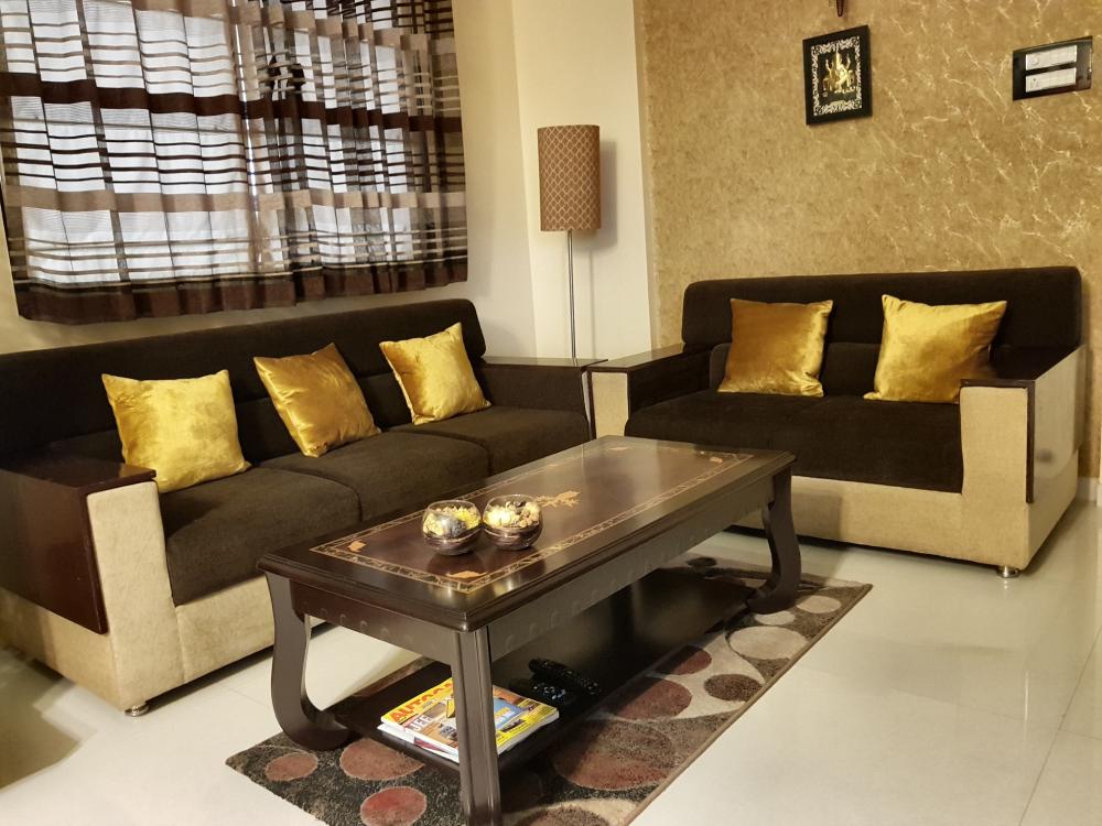 Sofa – Center Table