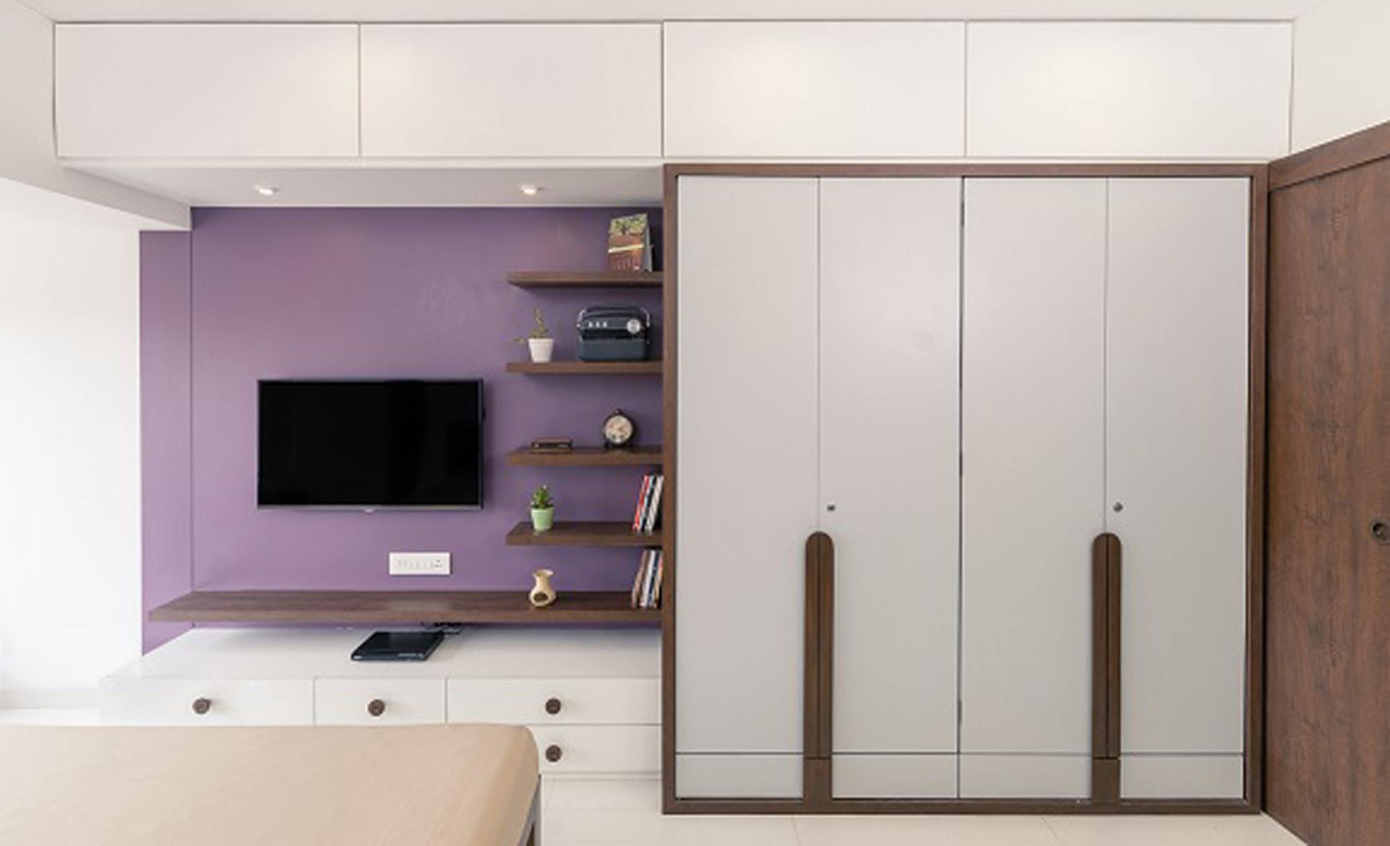 Ceiling-Fitted-4-Door-Wooden-Wardrobe-with-Wooden-Handles-Overhead-Cabinet-1