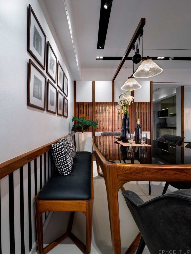 Dining Room – Table