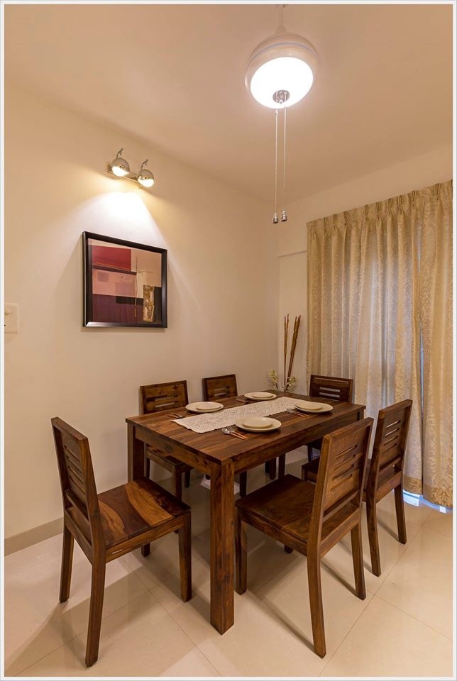 Dining Room – Table