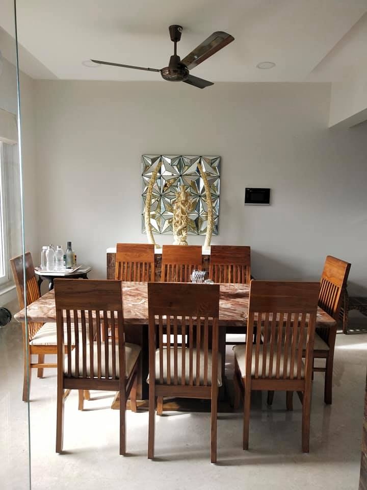 Dining Room – Table