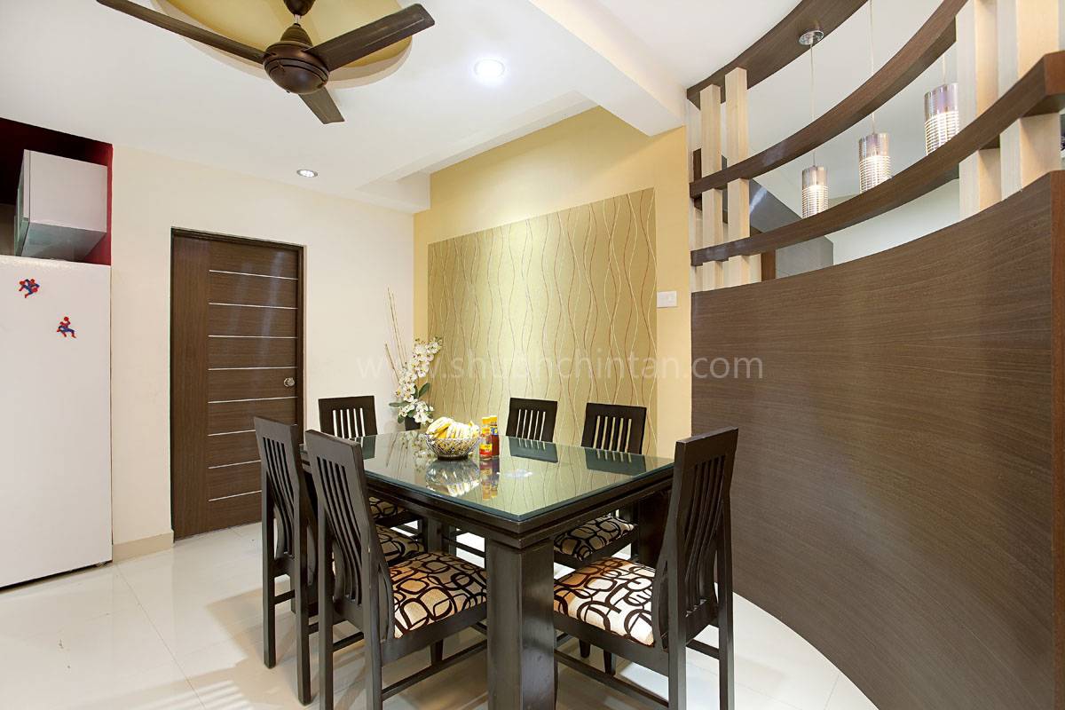 Dining Room – Table