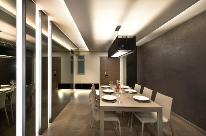 Dining Room – Table