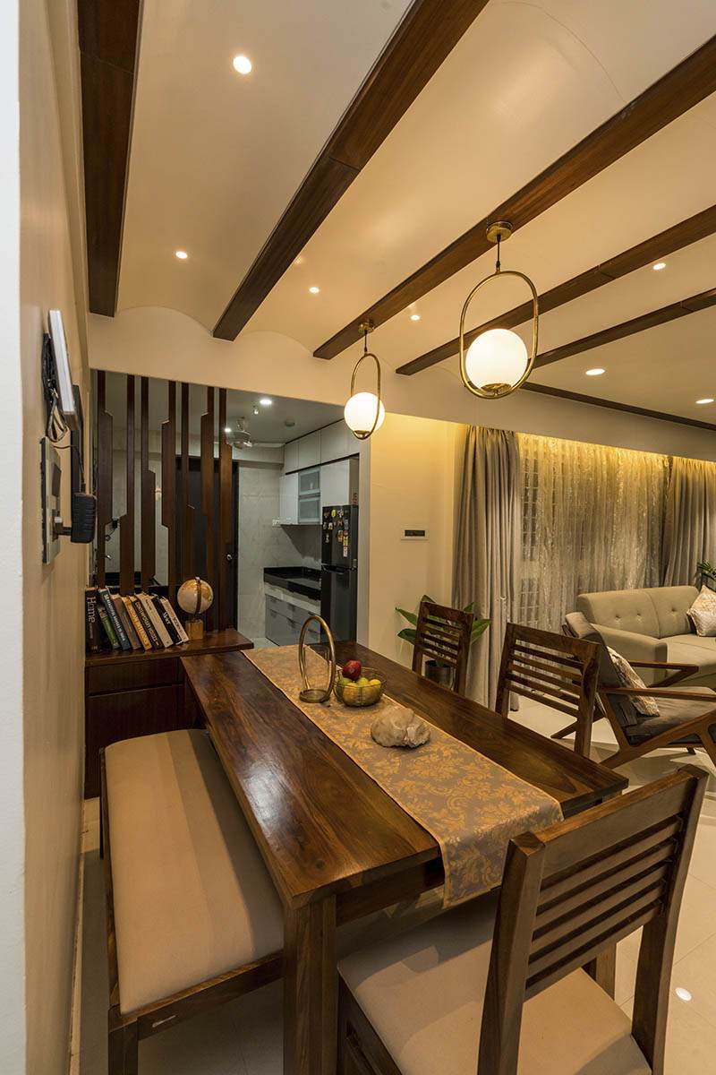 Dining Room – Table