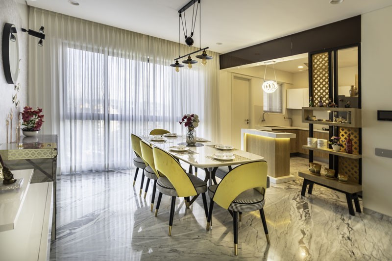 Dining Room – Table